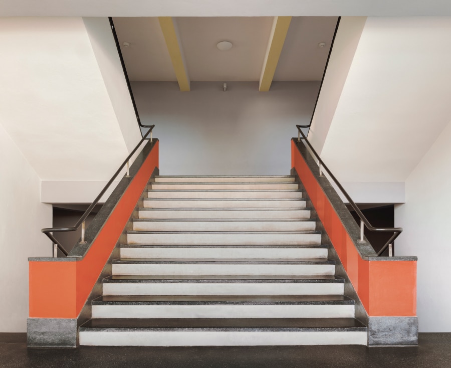VIAJE AL CORAZÓN DEL EDIFICIO BAUHAUS DE DESSAU